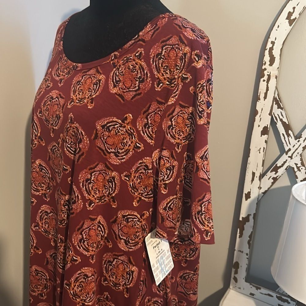 NWT Lularoe Perfect T, XL F - Picture 7 of 9